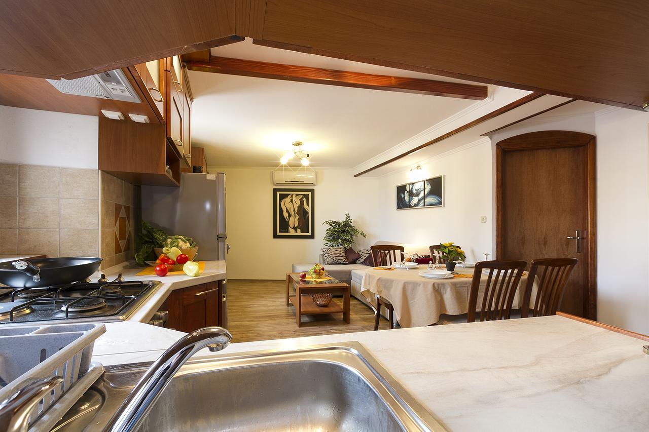 Apartment Nino Rovinj Oda fotoğraf