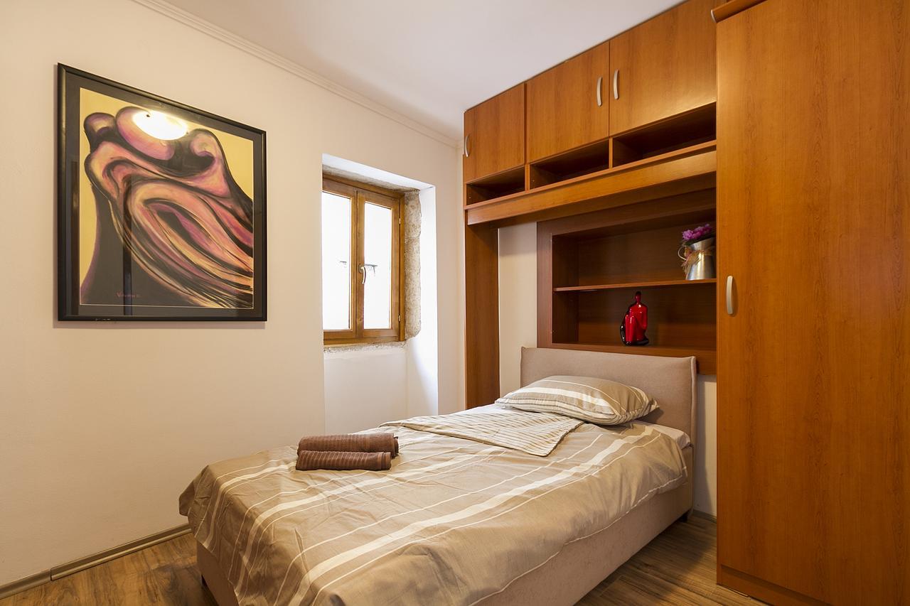 Apartment Nino Rovinj Oda fotoğraf